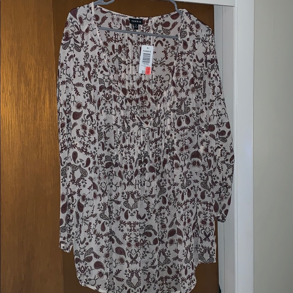 Paisley 3/4 Sleeve